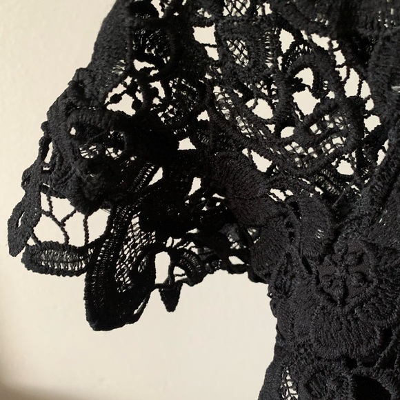 Miss Selfridge Black Lace Cap romper (6) - Picture 6 of 8